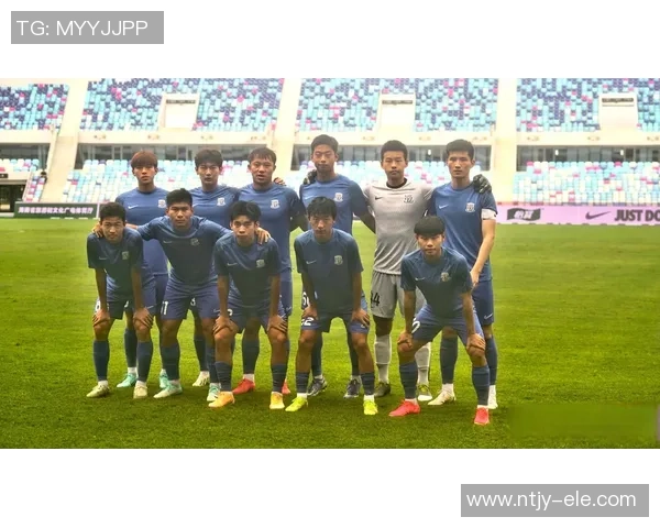 足球的复兴之路：从青训体系到职业联赛的全面提升与发展探讨